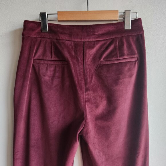 EUC Anthropologie Maison d’Amélie Burgundy Velvet Flared Pants - Sz 6 RUN LARGE - Picture 10 of 14